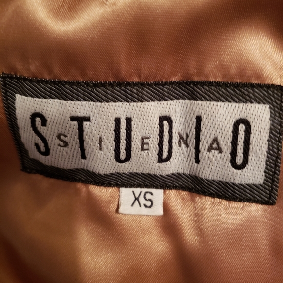 Gold Belted Leather Jacket XS - Picture 3 of 3